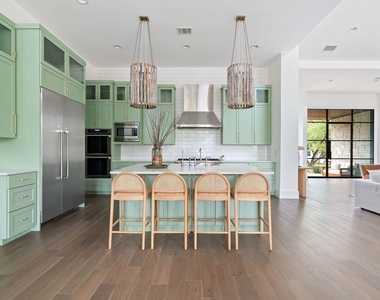 13213 Meridian Park Blvd - Photo Thumbnail 8