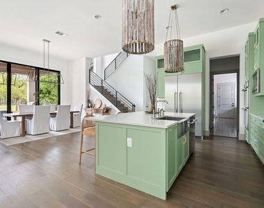 13213 Meridian Park Blvd - Photo Thumbnail 9