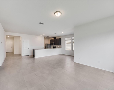 2612 Donna Olene Dr - Photo Thumbnail 4