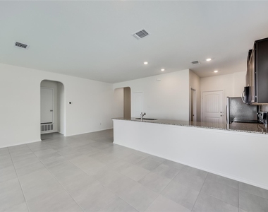 2612 Donna Olene Dr - Photo Thumbnail 9