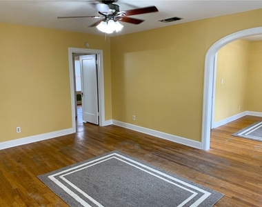 1031 E 44th St - Photo Thumbnail 8