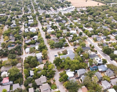 5510 Avenue G - Photo Thumbnail 28