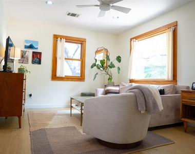 5510 Avenue G - Photo Thumbnail 13