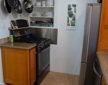 5510 Avenue G - Photo Thumbnail 4