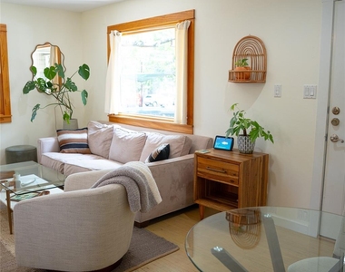 5510 Avenue G - Photo Thumbnail 5