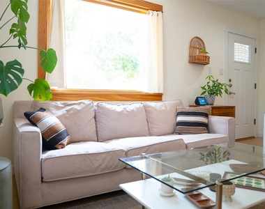 5510 Avenue G - Photo Thumbnail 10