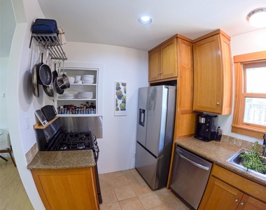 5510 Avenue G - Photo Thumbnail 22