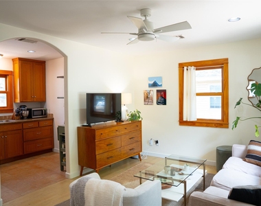 5510 Avenue G - Photo Thumbnail 14