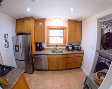 5510 Avenue G - Photo Thumbnail 23