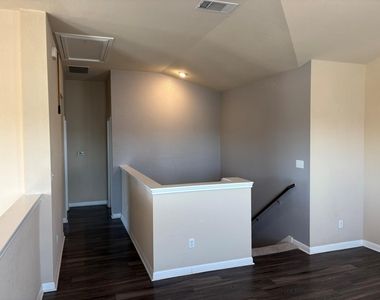 8113 Rosano St - Photo Thumbnail 7