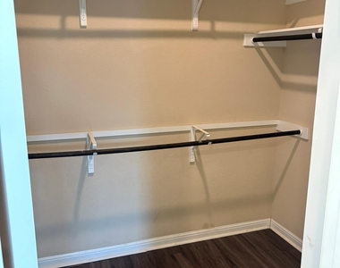 8113 Rosano St - Photo Thumbnail 21