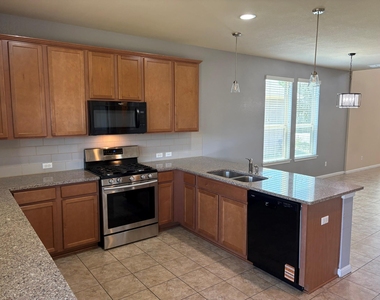 8113 Rosano St - Photo Thumbnail 1