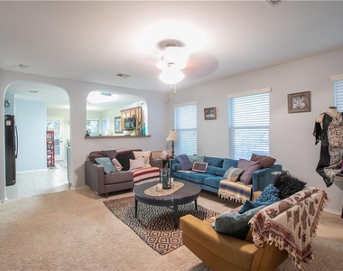 11005 Short Springs Dr - Photo Thumbnail 6