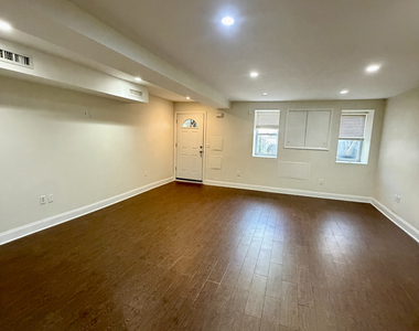 1073 Hancock Street - Photo Thumbnail 4