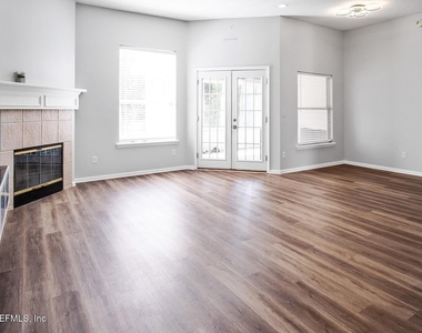 8936 Deer Berry Court - Photo Thumbnail 8