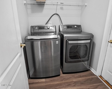 8936 Deer Berry Court - Photo Thumbnail 6