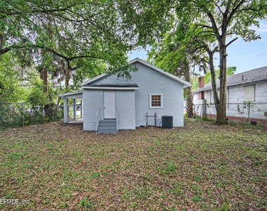 1551 E 27th Street - Photo Thumbnail 11