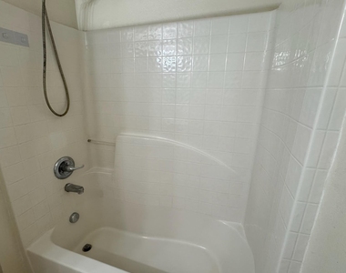 3512 Alec Drive - Photo Thumbnail 17