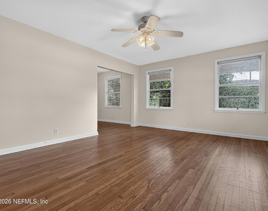 2618 Ernest Street - Photo Thumbnail 5