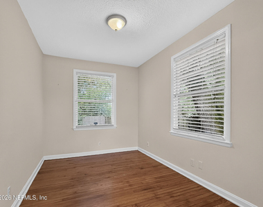 2618 Ernest Street - Photo Thumbnail 10