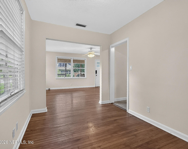 2618 Ernest Street - Photo Thumbnail 11