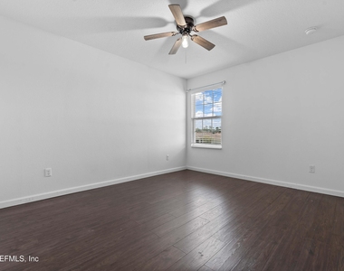8704 Lake George Circle W - Photo Thumbnail 20