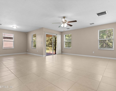 8704 Lake George Circle W - Photo Thumbnail 5
