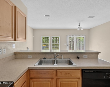 12359 Mangrove Forest Court - Photo Thumbnail 10
