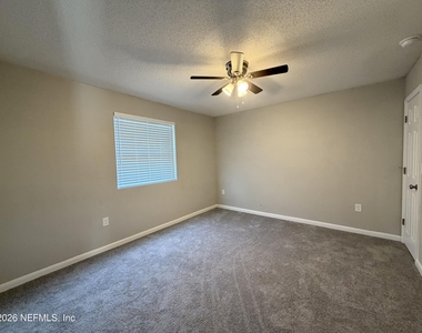 3545 N North Ride Drive - Photo Thumbnail 10