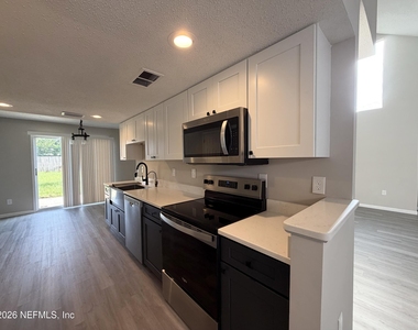 3545 N North Ride Drive - Photo Thumbnail 5
