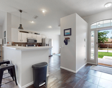 9093 Fallsmill Drive - Photo Thumbnail 5