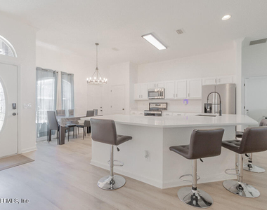 8559 Hayden Marshall Court - Photo Thumbnail 4