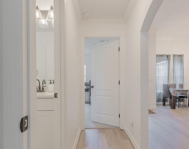 8559 Hayden Marshall Court - Photo Thumbnail 23