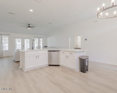 8559 Hayden Marshall Court - Photo Thumbnail 9
