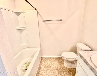 5108 Angel Lake Drive - Photo Thumbnail 18