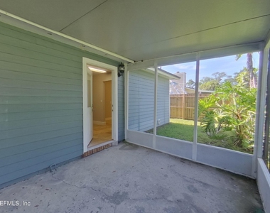 554 Peregrine Court - Photo Thumbnail 14