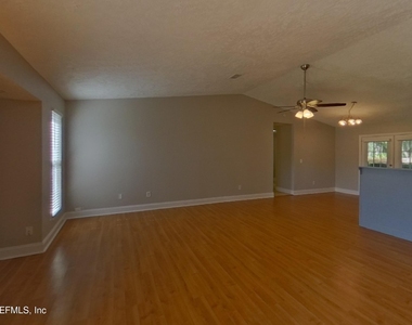 554 Peregrine Court - Photo Thumbnail 3