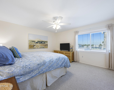 2313 Costa Verde Boulevard - Photo Thumbnail 17