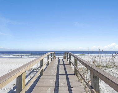 2313 Costa Verde Boulevard - Photo Thumbnail 27