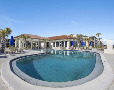 2313 Costa Verde Boulevard - Photo Thumbnail 24