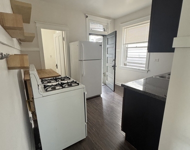 3008 W Cullom Avenue - Photo Thumbnail 3