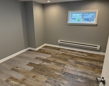 5430 W Berteau Avenue - Photo Thumbnail 5