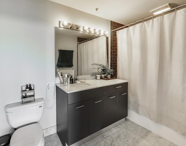 659 W Randolph Street - Photo Thumbnail 4