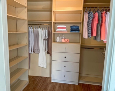 1720 Maple Avenue - Photo Thumbnail 6