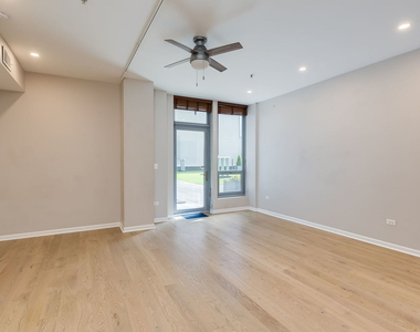 565 W Quincy Street - Photo Thumbnail 8