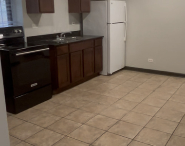 7309 S East End Avenue - Photo Thumbnail 1