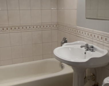 7309 S East End Avenue - Photo Thumbnail 6