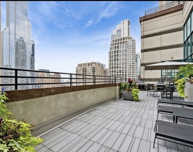 100 E Huron Street - Photo Thumbnail 41