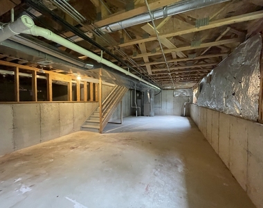 649 Linda Court - Photo Thumbnail 12