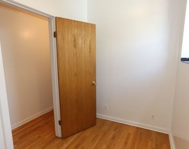 1401 N Bosworth Avenue - Photo Thumbnail 14